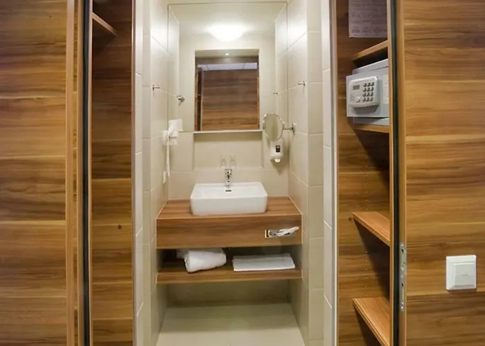 Sued 4* Γκρατς